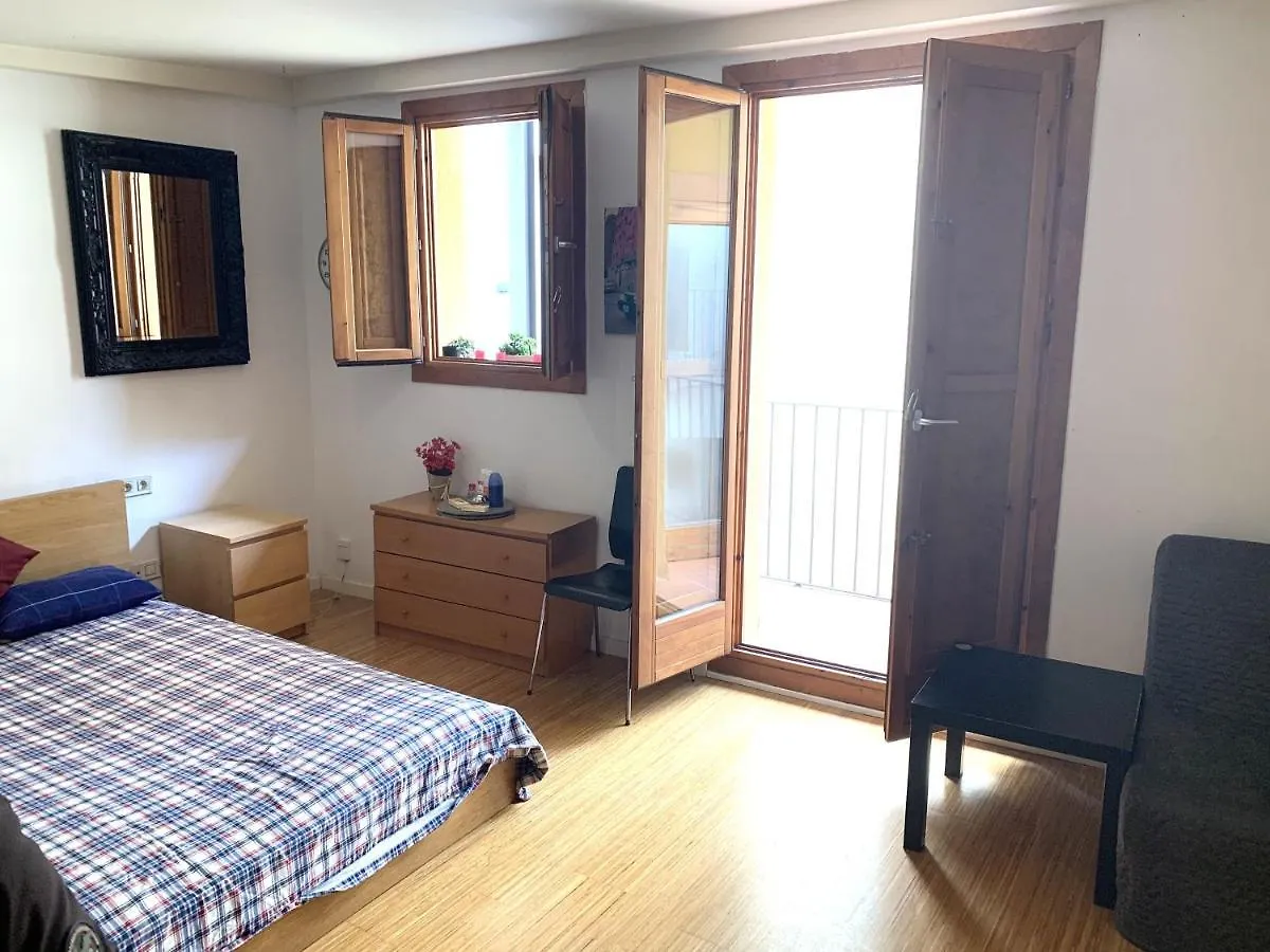 Apartment Next To Ramblas Barcelona Spain