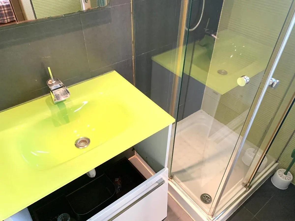 Apartment Next To Ramblas Barcelone
