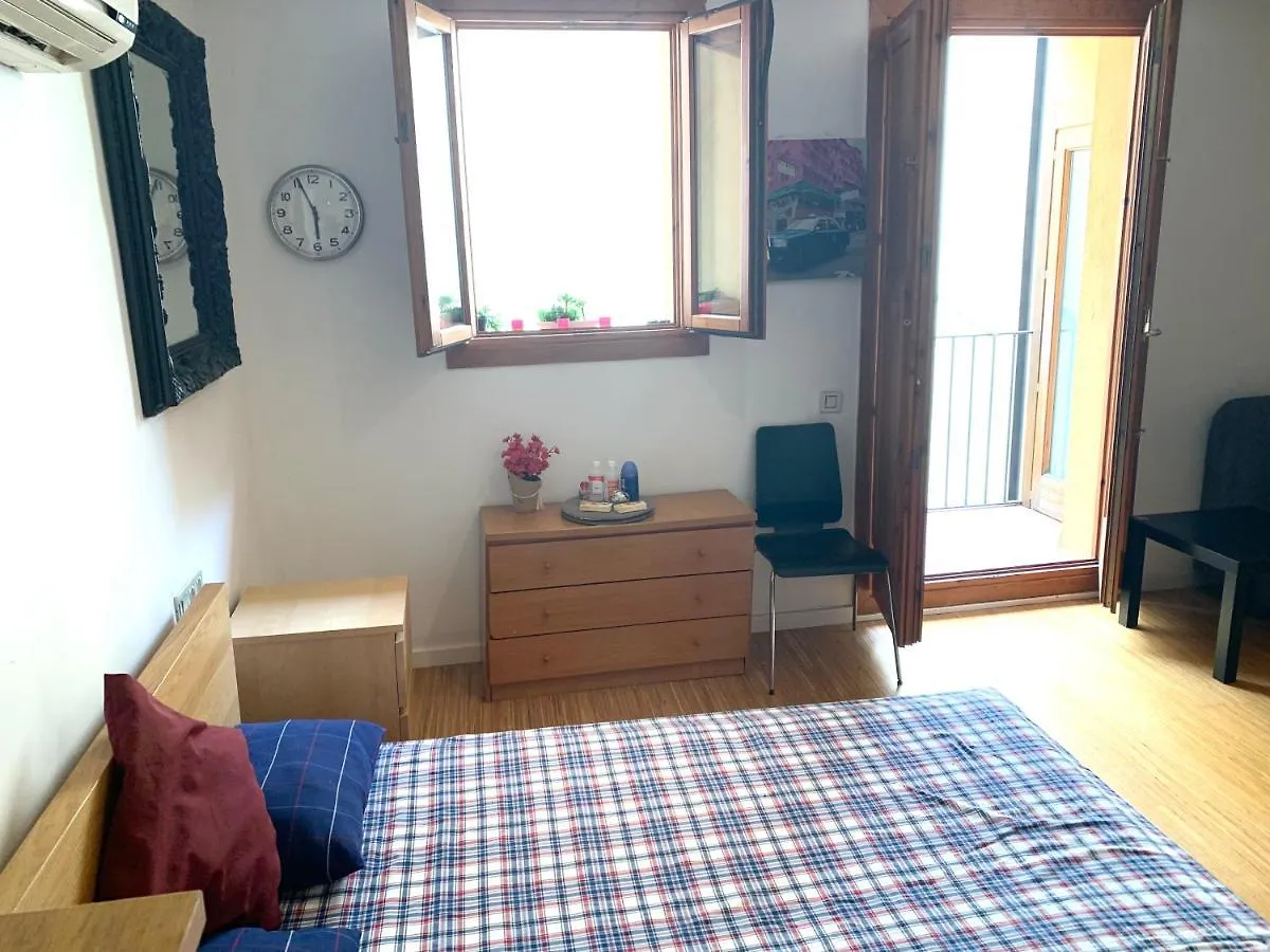 Apartment Next To Ramblas Barcelona